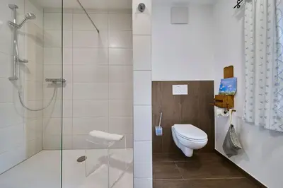 Ein Badezimmer in der Unterkunft Holiday Home Edt