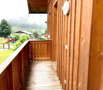 Ein Balkon oder eine Terrasse in der Unterkunft Exklusives Apt mit 3 Schlafzimmern & 3 Bädern