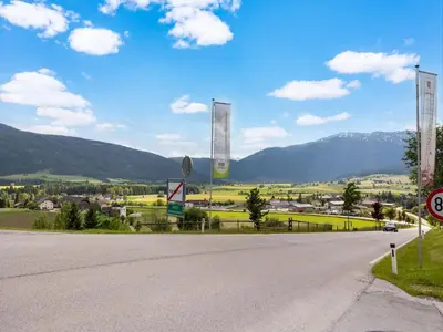 Ein allgemeiner Bergblick oder ein Berglick von der Ferienwohnung aus
