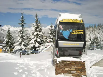 Apartment in Lungau, right next to the ski lift im Winter