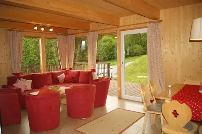 Ein Sitzbereich in der Unterkunft The Lodge