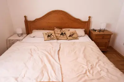 Ein Bett oder Betten in einem Zimmer der Unterkunft Haus Grimmingblick
