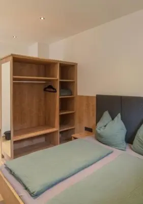 Ein Bett oder Betten in einem Zimmer der Unterkunft neues Studio Appartement M&M