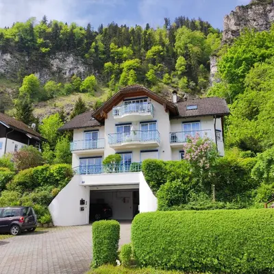 Das Gebäude in dem sich die Ferienwohnung befindet