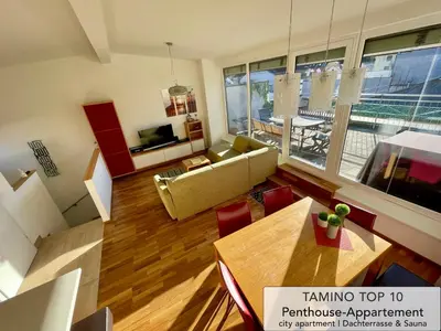 Ein Sitzbereich in der Unterkunft Penthouse TAMINO TOP 10