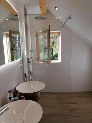 Ein Badezimmer in der Unterkunft Lärchenhaus ,,Unterer Brodl