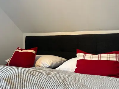 Ein Bett oder Betten in einem Zimmer der Unterkunft HILLSIDE HOME in the heart of Tamsweg, perfect retreat for a cozy stay in the Valley