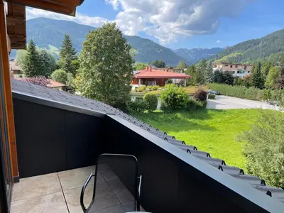 Ein allgemeiner Bergblick oder ein Berglick von der Ferienwohnung aus
