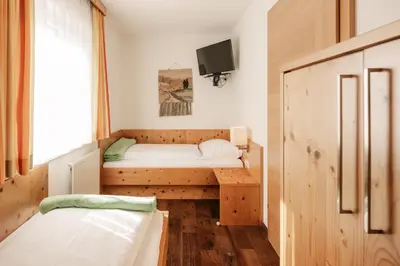 Ein Bett oder Betten in einem Zimmer der Unterkunft Hotel Käferhube