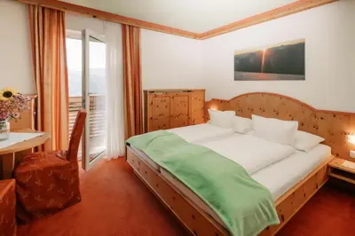 Ein Bett oder Betten in einem Zimmer der Unterkunft Hotel Käferhube