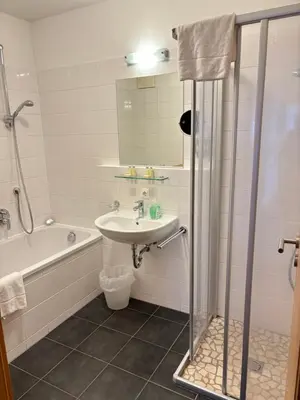 Ein Badezimmer in der Unterkunft Steinadler Seekarspitz FL - Skiing Holiday in Obertauern