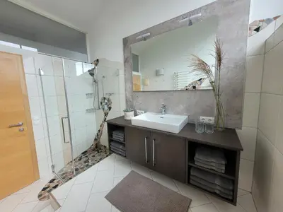 Ein Badezimmer in der Unterkunft Appartement Lockei