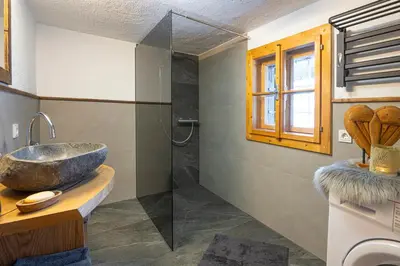 Ein Badezimmer in der Unterkunft Almfrieden
