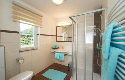 Ein Badezimmer in der Unterkunft Appartements Bergblick