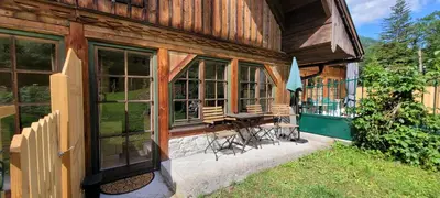 Ein Garten an der Unterkunft Jagersimmerl