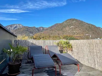 Ein allgemeiner Bergblick oder ein Berglick von der Ferienwohnung aus