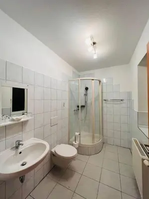 Ein Badezimmer in der Unterkunft Tanjas gemütliches Haus am Mondsee