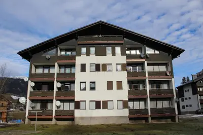 Das Gebäude in dem sich die Ferienwohnung befindet