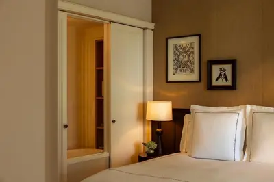 Ein Bett oder Betten in einem Zimmer der Unterkunft Rosewood Schloss Fuschl