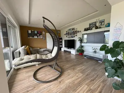 TV/Unterhaltungsangebot in der Unterkunft Modernes Haus mit super Aussicht