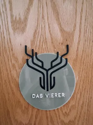 Ein Zertifikat, Auszeichnung, Logo oder anderes Dokument, das in der Unterkunft Das Luis ausgestellt ist