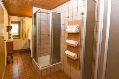 Ein Badezimmer in der Unterkunft Bauernhaus Stampfer