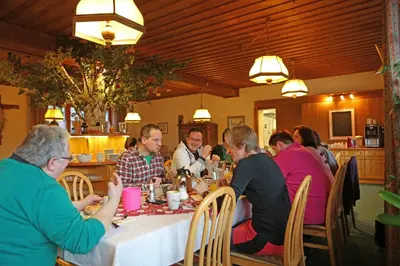 Gäste, die in der Unterkunft Haus der Begegnung übernachten