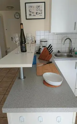 Getränke in der Unterkunft Claire's Apartment