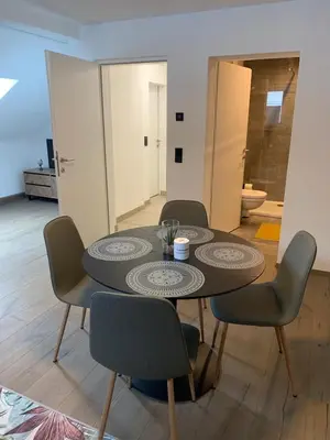 Ein Sitzbereich in der Unterkunft Idyllische Suite in Zentrumsnähe mit Parkplatz Top 2