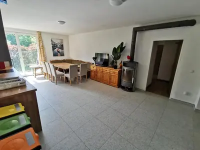 Ein Sitzbereich in der Unterkunft Ferienwohnungen Steinbichl