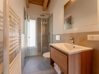 Ein Badezimmer in der Unterkunft Grebenzen Lodge 51