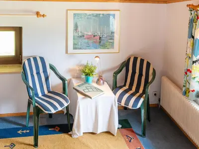 Ein Sitzbereich in der Unterkunft Holiday Home Attersee near Hiking Trails