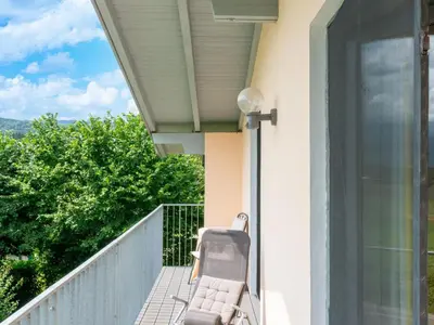 Ein Balkon oder eine Terrasse in der Unterkunft Holiday Home Attersee near Hiking Trails