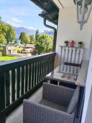 Ein allgemeiner Bergblick oder ein Berglick von der Ferienwohnung aus