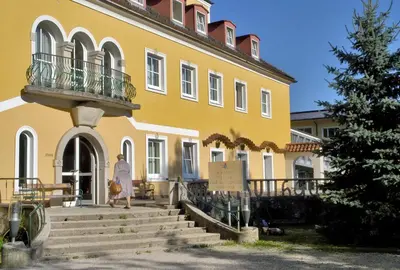 Das Gebäude in dem sich das Hotel befindet