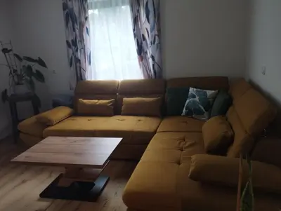Ein Sitzbereich in der Unterkunft Kathis Burgblick