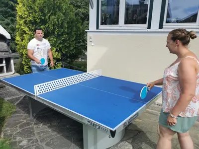 Tischtennis in der Unterkunft No1 - Flo's Rooms & Breakfast oder in der Nähe