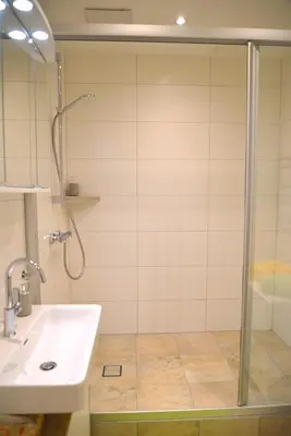 Ein Badezimmer in der Unterkunft Ferienwohnung Rudolfstraße