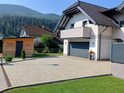 Das Gebäude in dem sich die Ferienwohnung befindet