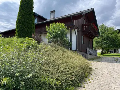 Ein Garten an der Unterkunft Ferienwohnung Hentschel in Tauplitz