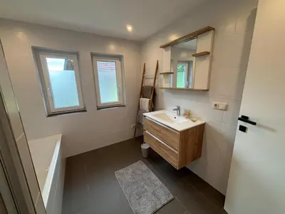 Ein Badezimmer in der Unterkunft Ferienwohnung Langfeld