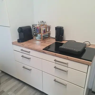 Küche/Küchenzeile in der Unterkunft St Georgen im Attergau ein Zimmer Wohnung