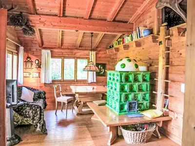 Ein Sitzbereich in der Unterkunft Holiday Home Ferienhaus Giselbrecht by Interhome