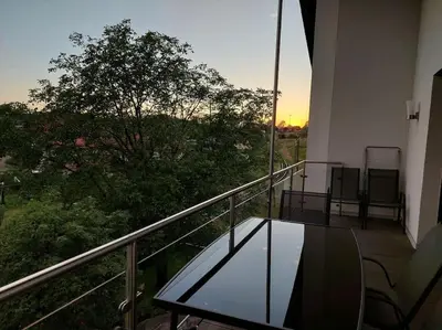 Ein Balkon oder eine Terrasse in der Unterkunft Geräumiges Attersee Refugium