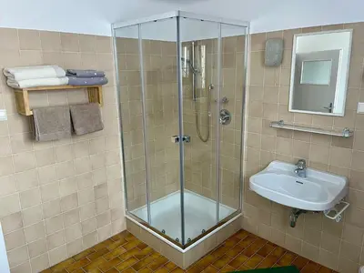Ein Badezimmer in der Unterkunft Haus Burda