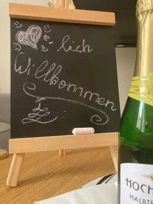 Getränke in der Unterkunft Ferienwohnung im Zentrum mit Parkplatz