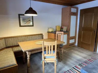 Ein Sitzbereich in der Unterkunft Haus Elisabeth