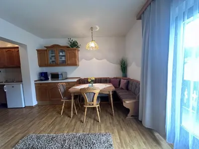 Küche/Küchenzeile in der Unterkunft Ammoniten Blick - Appartement Gustav Gapp