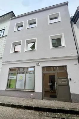 Das Gebäude in dem sich die Ferienwohnung befindet