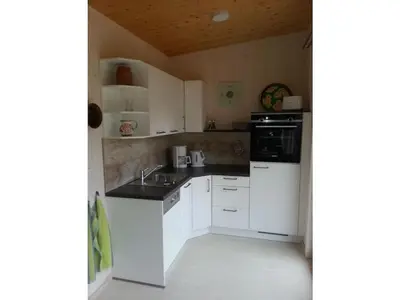 Küche/Küchenzeile in der Unterkunft Blum - vom Ende Comfortable holiday residence